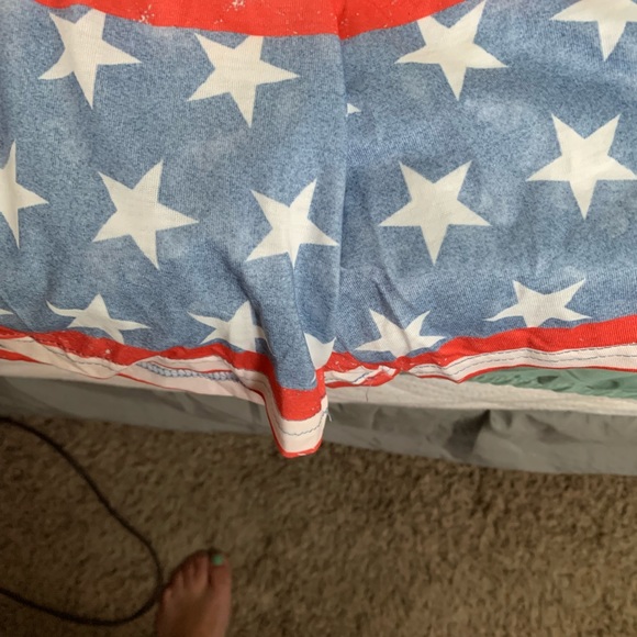 Shorts romper - Picture 2 of 3